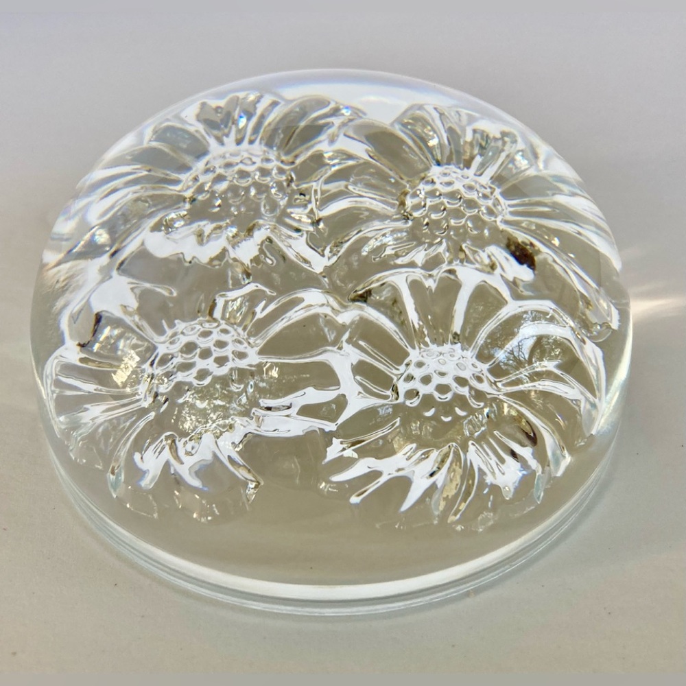 Lead Crystal Daisy Paperweight, Cristal D’Arques, France